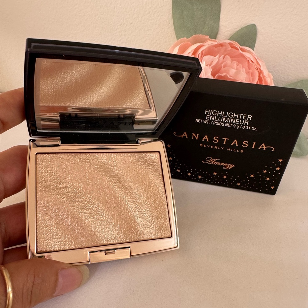 Anastasia Beverly Hills Highlighter - AMREZY